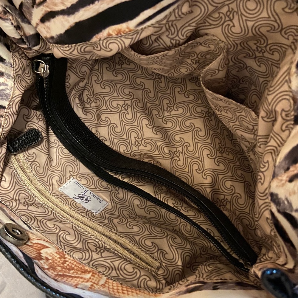 Sienna Ricchi Hand Bag - Picture 3 of 3